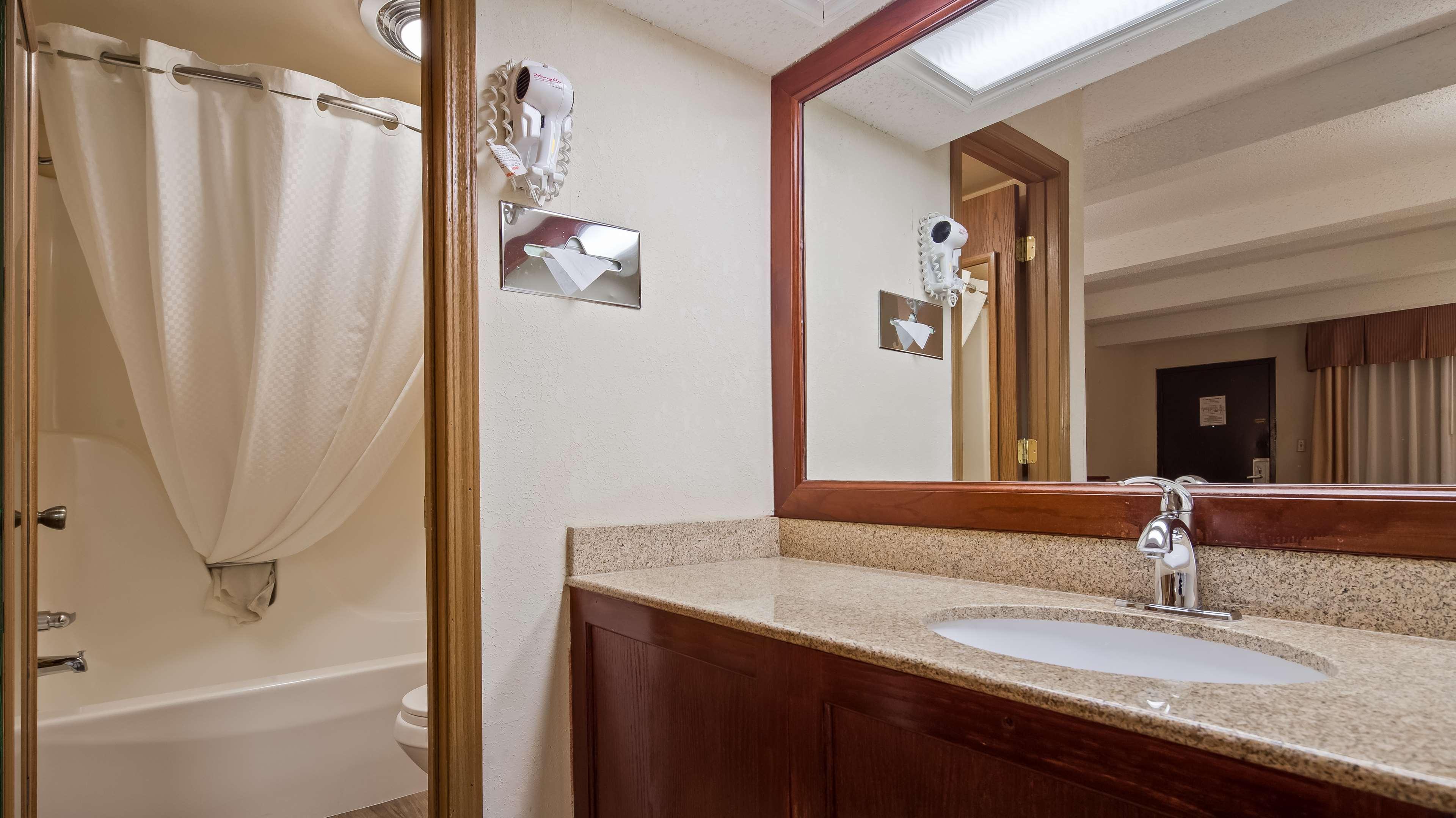Best Western Montis Inn Saint Robert Luaran gambar