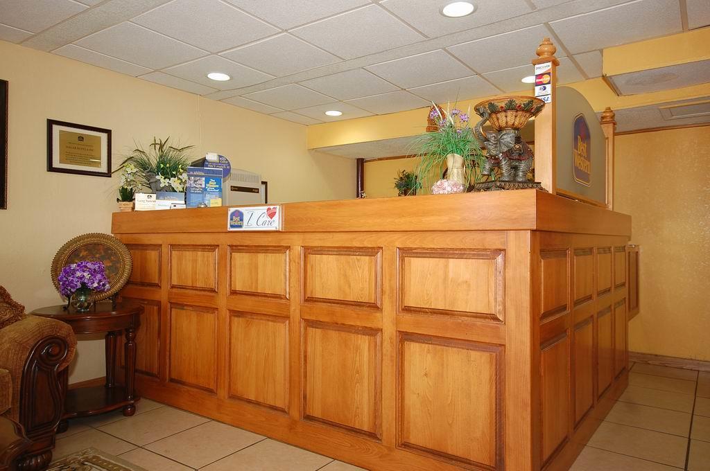 Best Western Montis Inn Saint Robert Luaran gambar