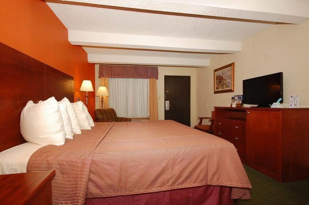 Best Western Montis Inn Saint Robert Luaran gambar