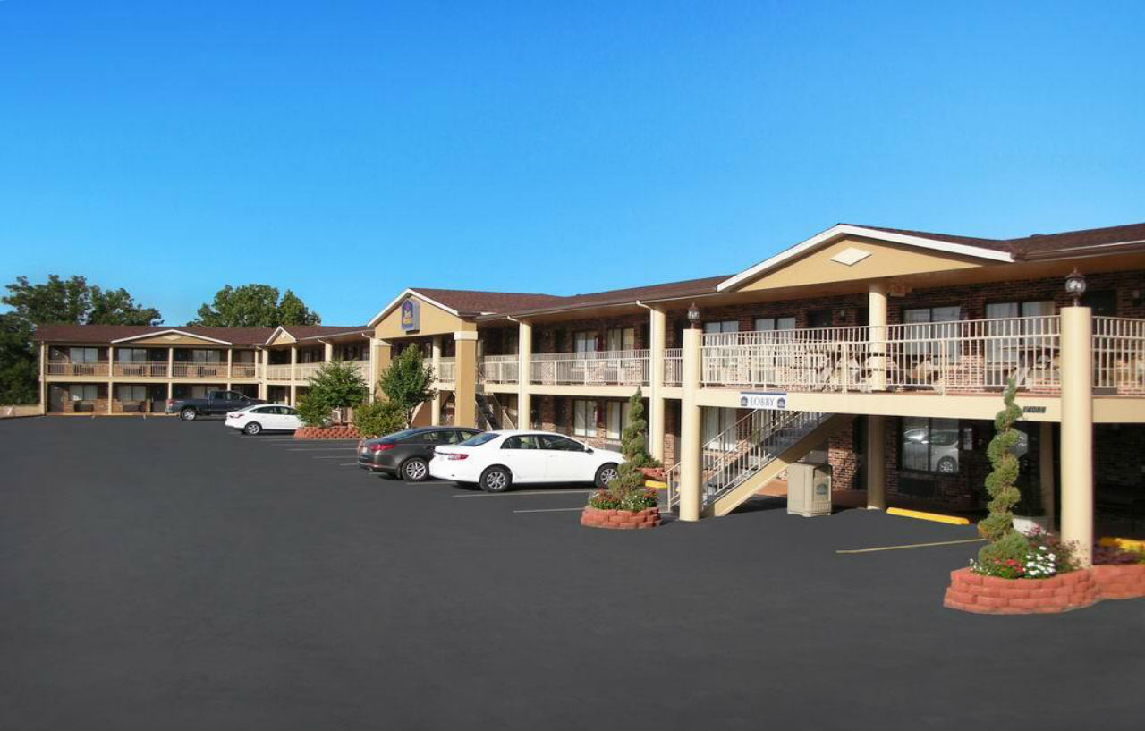Best Western Montis Inn Saint Robert Luaran gambar